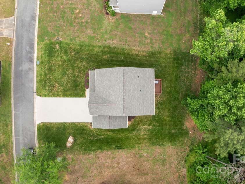 7308 Rothmore Street, Charlotte, NC 28215.  MLS# CAR4257950, YatesRealty ID 31075. 