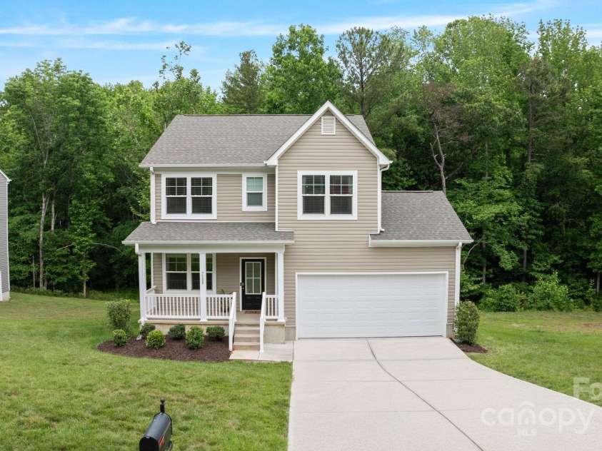 7308 Rothmore Street, Charlotte, NC 28215.  MLS# CAR4257950, YatesRealty ID 31075. 