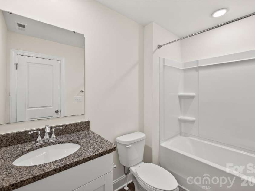 7308 Rothmore Street, Charlotte, NC 28215.  MLS# CAR4340834, YatesRealty ID 31075. Full bath 