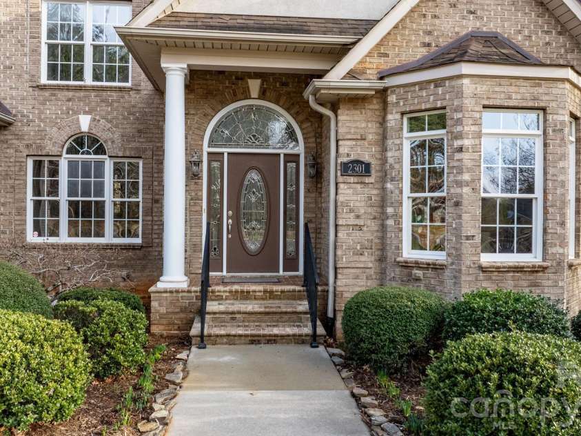2301 Willow Creek Drive, Newton, NC 28658.  MLS# CAR4335777, YatesRealty ID 31076. 