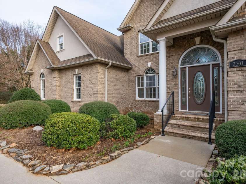 2301 Willow Creek Drive, Newton, NC 28658.  MLS# CAR4335777, YatesRealty ID 31076. 