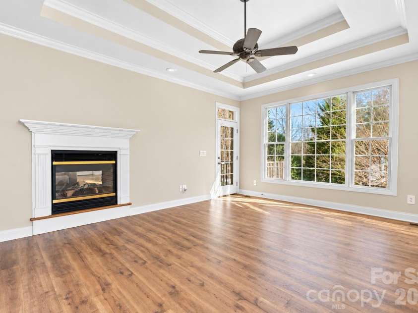 2301 Willow Creek Drive, Newton, NC 28658.  MLS# CAR4335777, YatesRealty ID 31076. 