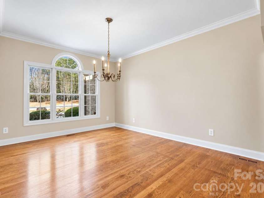 2301 Willow Creek Drive, Newton, NC 28658.  MLS# CAR4335777, YatesRealty ID 31076. 