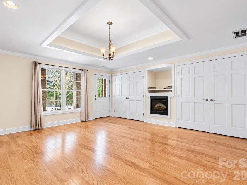 2301 Willow Creek Drive, Newton, NC 28658.  MLS# CAR4335777, YatesRealty ID 31076. 