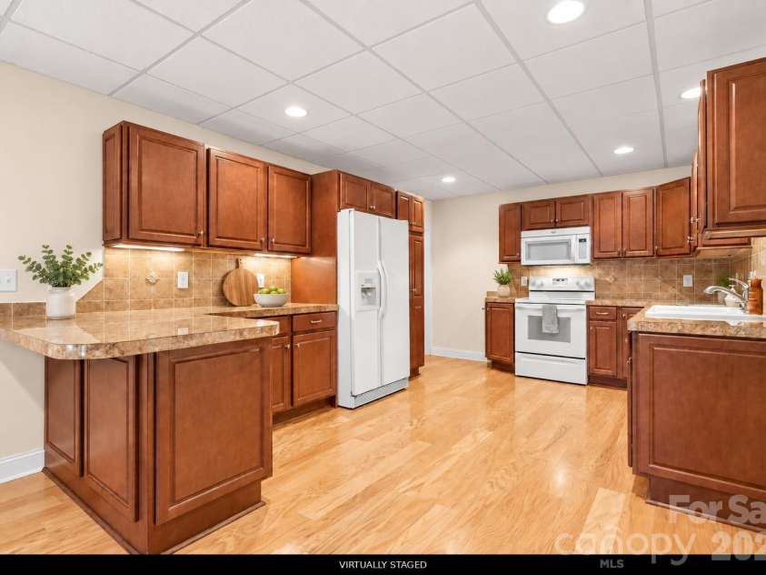 2301 Willow Creek Drive, Newton, NC 28658.  MLS# CAR4335777, YatesRealty ID 31076. 