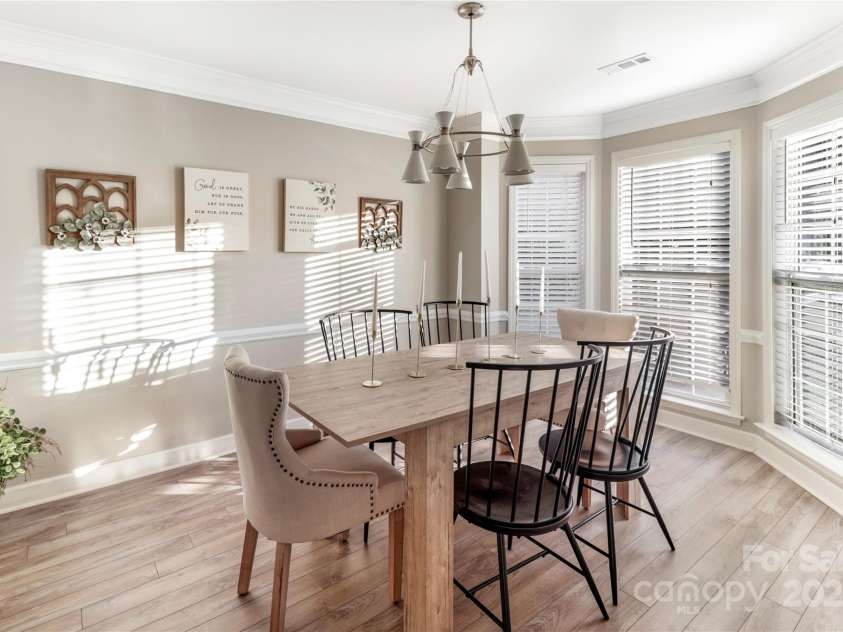 3705 Chesapeake Place, Waxhaw, NC 28173.  MLS# CAR4274348, YatesRealty ID 31077. Dining Room