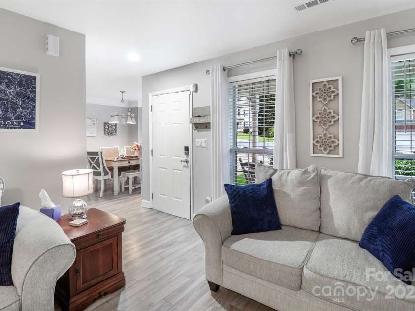 3705 Chesapeake Place, Waxhaw, NC 28173.  MLS# CAR4274348, YatesRealty ID 31077. Foyer