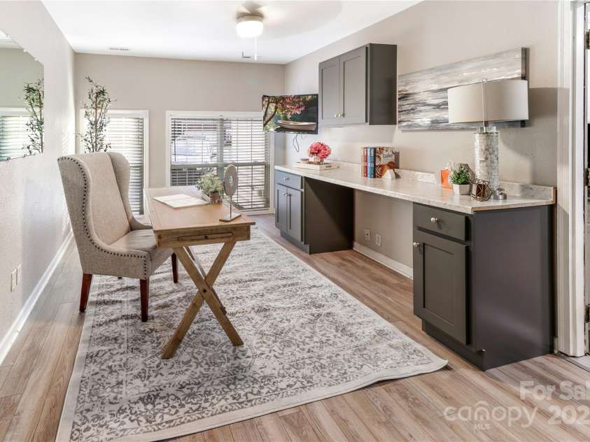 3705 Chesapeake Place, Waxhaw, NC 28173.  MLS# CAR4274348, YatesRealty ID 31077. Guest Suite