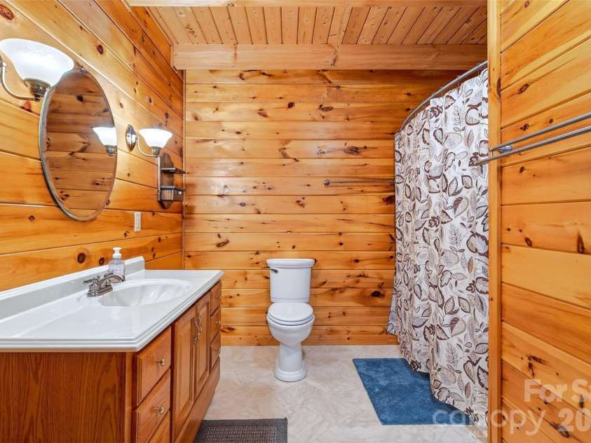 545 Mountain Crest Drive, Marion, NC 28752.  MLS# CAR4385852, YatesRealty ID 31077. 
