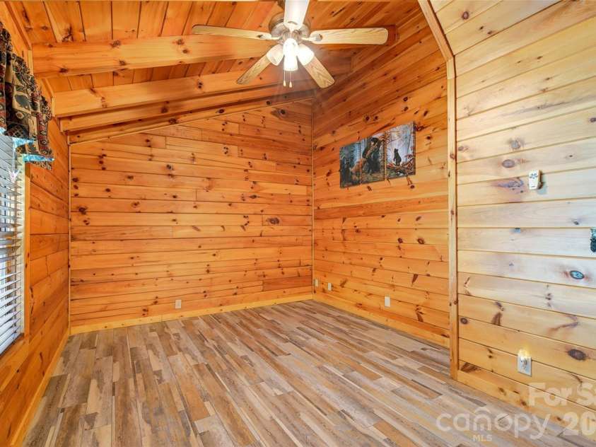 545 Mountain Crest Drive, Marion, NC 28752.  MLS# CAR4385852, YatesRealty ID 31077. 