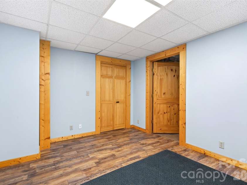 545 Mountain Crest Drive, Marion, NC 28752.  MLS# CAR4385852, YatesRealty ID 31077. 