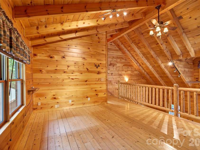 545 Mountain Crest Drive, Marion, NC 28752.  MLS# CAR4385852, YatesRealty ID 31077. LOFT