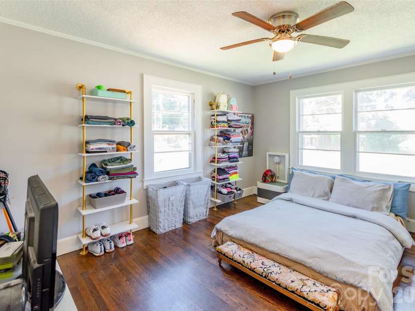 1101 Oakwood Avenue, Kannapolis, NC 28081.  MLS# CAR4392168, YatesRealty ID 31078. 