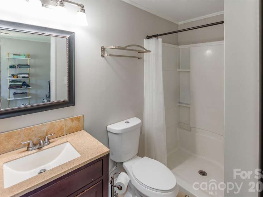 1101 Oakwood Avenue, Kannapolis, NC 28081.  MLS# CAR4392168, YatesRealty ID 31078. 