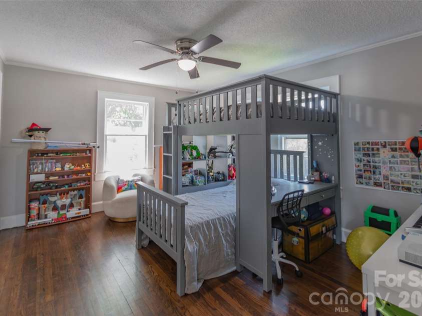 1101 Oakwood Avenue, Kannapolis, NC 28081.  MLS# CAR4392168, YatesRealty ID 31078. 