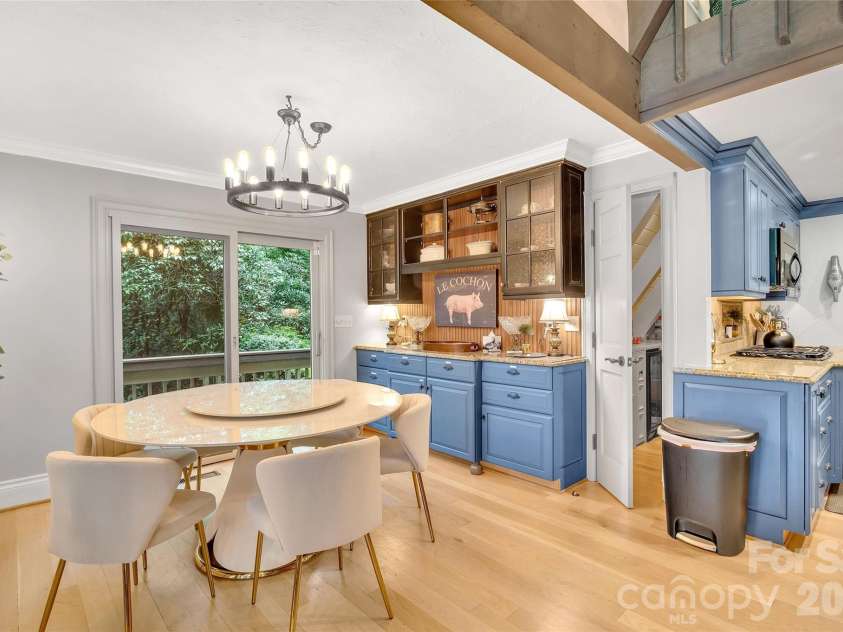 562 West Club Boulevard, Lake Toxaway, NC 28747.  MLS# CAR4349047, YatesRealty ID 3108. 