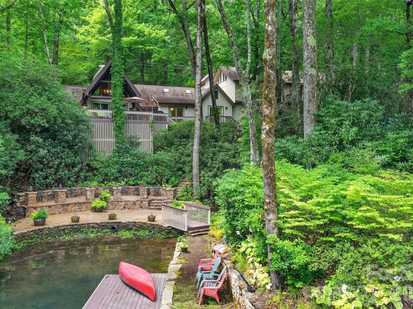 562 West Club Boulevard, Lake Toxaway, NC 28747.  MLS# CAR4349047, YatesRealty ID 3108. 