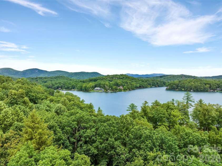 562 West Club Boulevard, Lake Toxaway, NC 28747.  MLS# CAR4349047, YatesRealty ID 3108. 