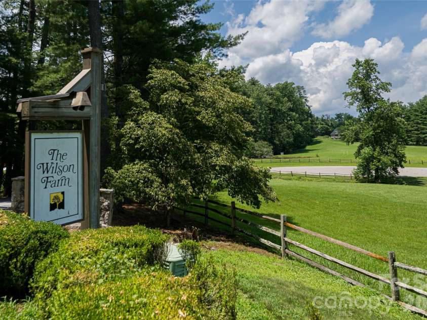 649 Rickel Drive, Hendersonville, NC 28739.  MLS# CAR4230611, YatesRealty ID 31080. 