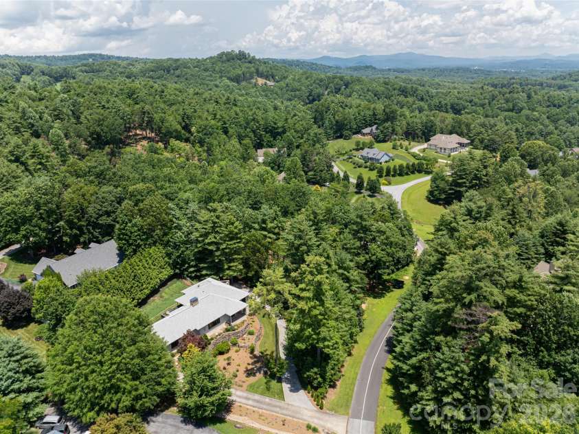 649 Rickel Drive, Hendersonville, NC 28739.  MLS# CAR4230611, YatesRealty ID 31080. 