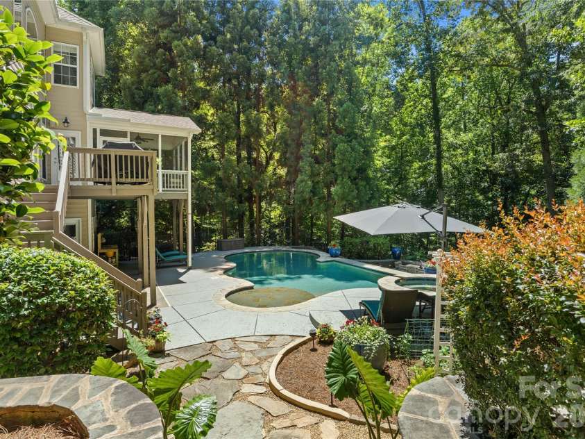 101 Egrets Walk Place, Mooresville, NC 28117.  MLS# CAR4393151, YatesRealty ID 31081. 