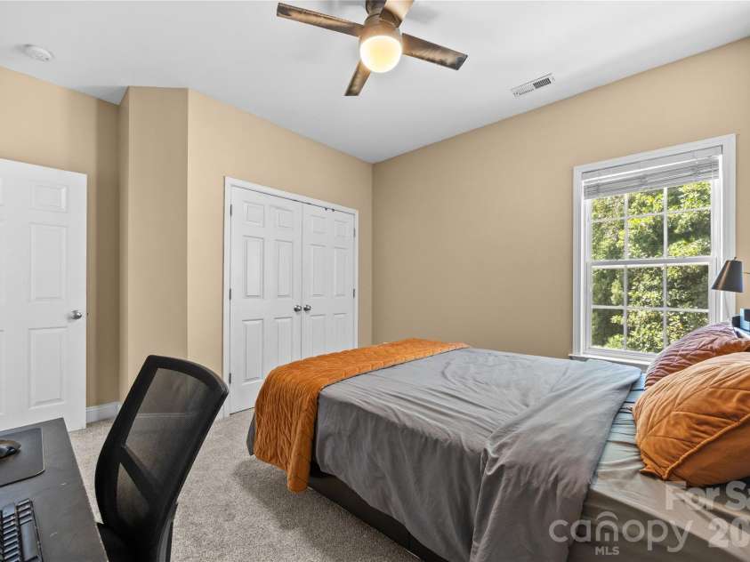 101 Egrets Walk Place, Mooresville, NC 28117.  MLS# CAR4393151, YatesRealty ID 31081. 