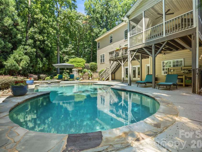 101 Egrets Walk Place, Mooresville, NC 28117.  MLS# CAR4393151, YatesRealty ID 31081. 