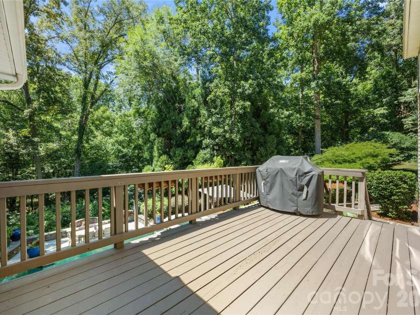 101 Egrets Walk Place, Mooresville, NC 28117.  MLS# CAR4393151, YatesRealty ID 31081. 