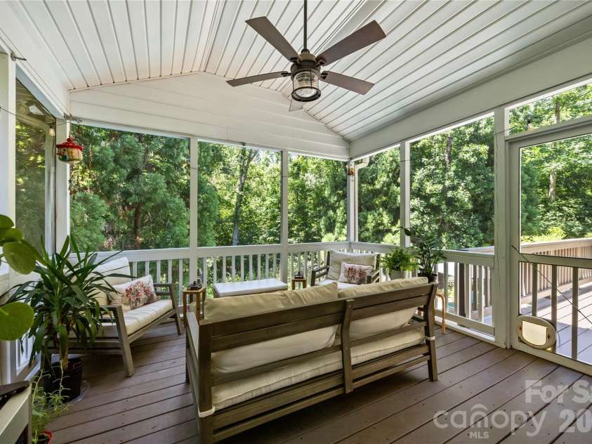 101 Egrets Walk Place, Mooresville, NC 28117.  MLS# CAR4393151, YatesRealty ID 31081. 