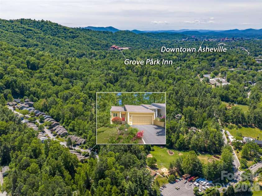 101 Beaver Ridge Road, Asheville, NC 28804.  MLS# CAR4378226, YatesRealty ID 31083. 
