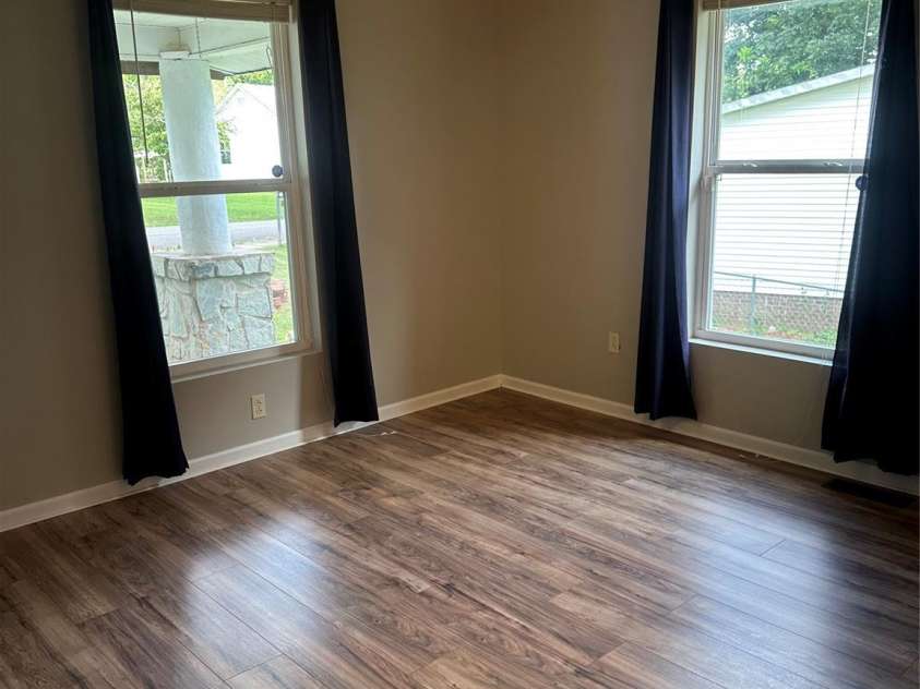 1208 North Davis Avenue, Newton, NC 28658.  MLS# CAR4283264, YatesRealty ID 31083. Living room