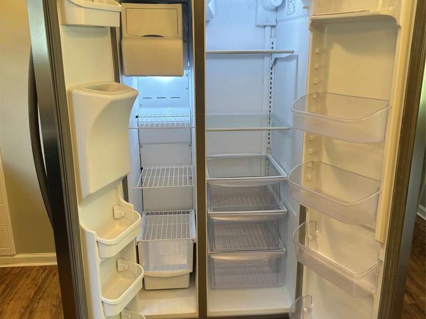 1208 North Davis Avenue, Newton, NC 28658.  MLS# CAR4283264, YatesRealty ID 31083. New refrigerator