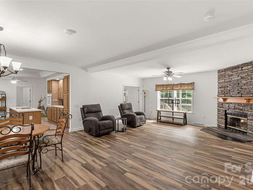 1738 Charlotte Highway, Lancaster, SC 29720.  MLS# CAR4391587, YatesRealty ID 31085. 