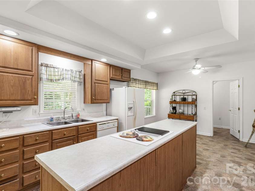 1738 Charlotte Highway, Lancaster, SC 29720.  MLS# CAR4391587, YatesRealty ID 31085. 