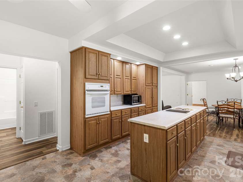 1738 Charlotte Highway, Lancaster, SC 29720.  MLS# CAR4391587, YatesRealty ID 31085. 