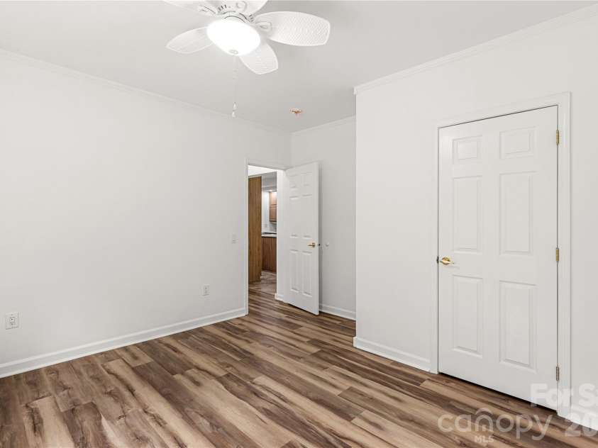 1738 Charlotte Highway, Lancaster, SC 29720.  MLS# CAR4391587, YatesRealty ID 31085. 