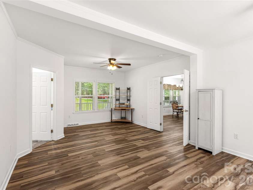 1738 Charlotte Highway, Lancaster, SC 29720.  MLS# CAR4391587, YatesRealty ID 31085. 