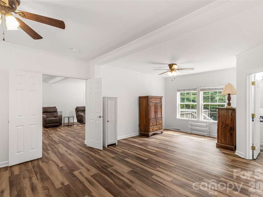 1738 Charlotte Highway, Lancaster, SC 29720.  MLS# CAR4391587, YatesRealty ID 31085. 