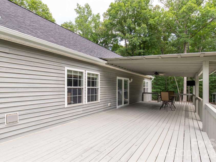 1738 Charlotte Highway, Lancaster, SC 29720.  MLS# CAR4391587, YatesRealty ID 31085. 