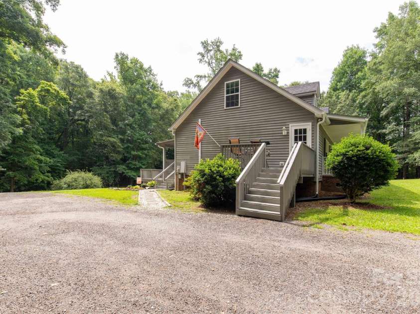 1738 Charlotte Highway, Lancaster, SC 29720.  MLS# CAR4391587, YatesRealty ID 31085. 