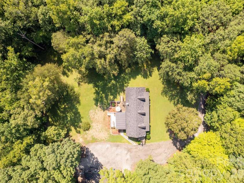 1738 Charlotte Highway, Lancaster, SC 29720.  MLS# CAR4391587, YatesRealty ID 31085. 