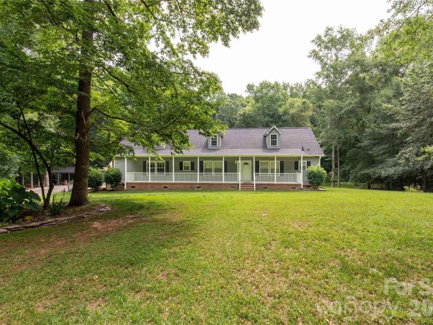 1738 Charlotte Highway, Lancaster, SC 29720.  MLS# CAR4391587, YatesRealty ID 31085. 