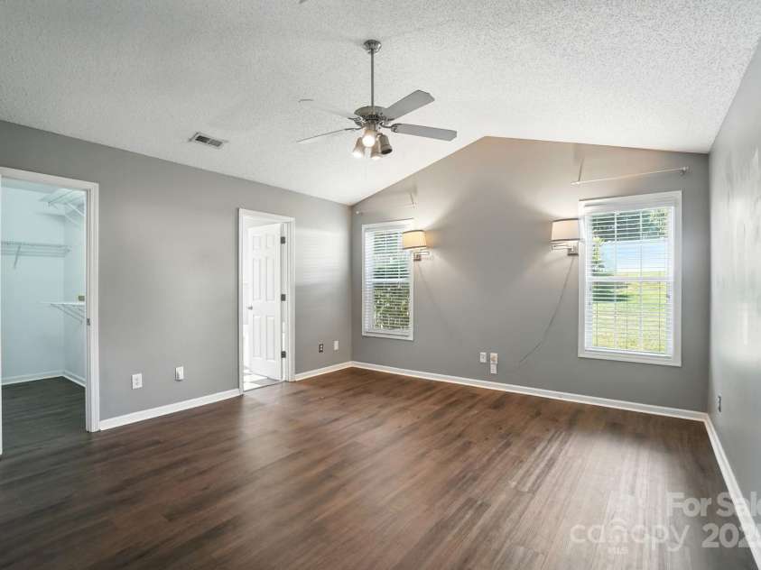 4277 Timberwood Drive, Gastonia, NC 28056.  MLS# CAR4286177, YatesRealty ID 31088. 