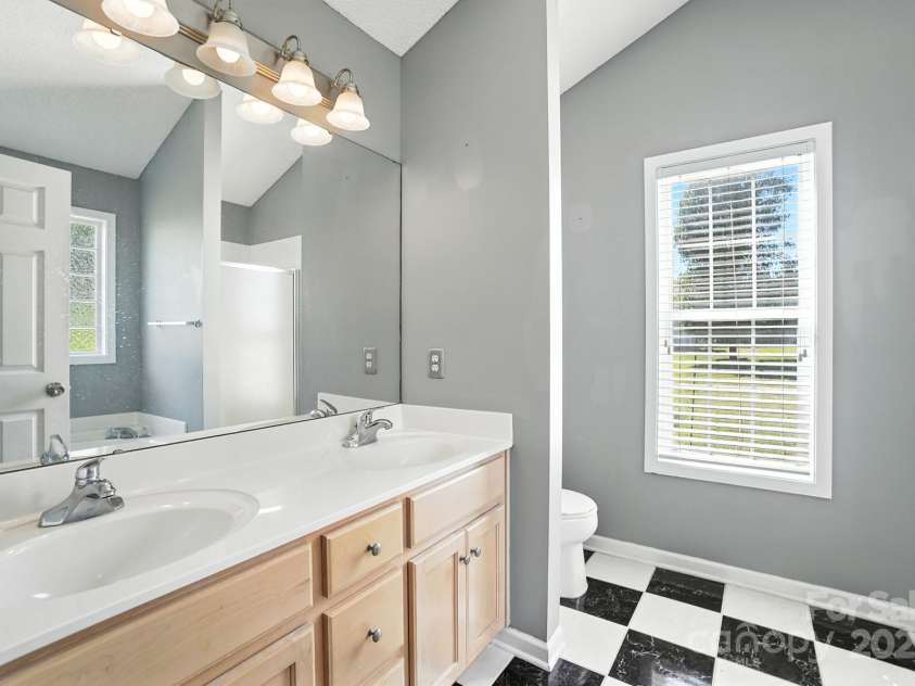 4277 Timberwood Drive, Gastonia, NC 28056.  MLS# CAR4286177, YatesRealty ID 31088. 