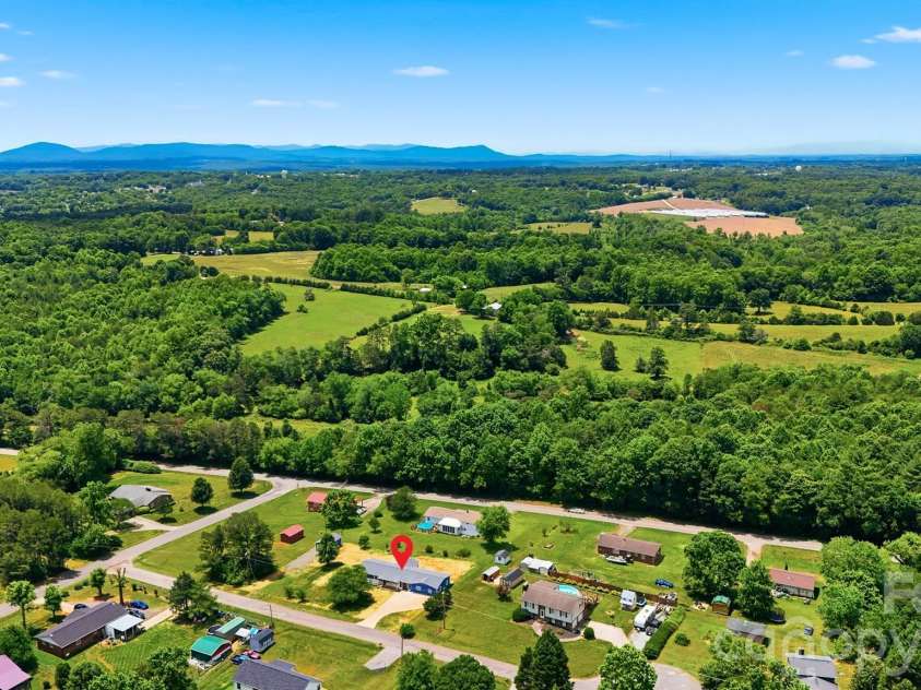 4587 Miller Court, Granite Falls, NC 28630.  MLS# CAR4387153, YatesRealty ID 31088. 