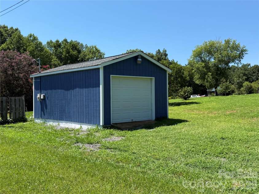 4587 Miller Court, Granite Falls, NC 28630.  MLS# CAR4387153, YatesRealty ID 31088. 