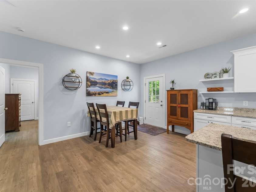 2455 Saratoga Run, Morganton, NC 28655.  MLS# CAR4383335, YatesRealty ID 31089. 