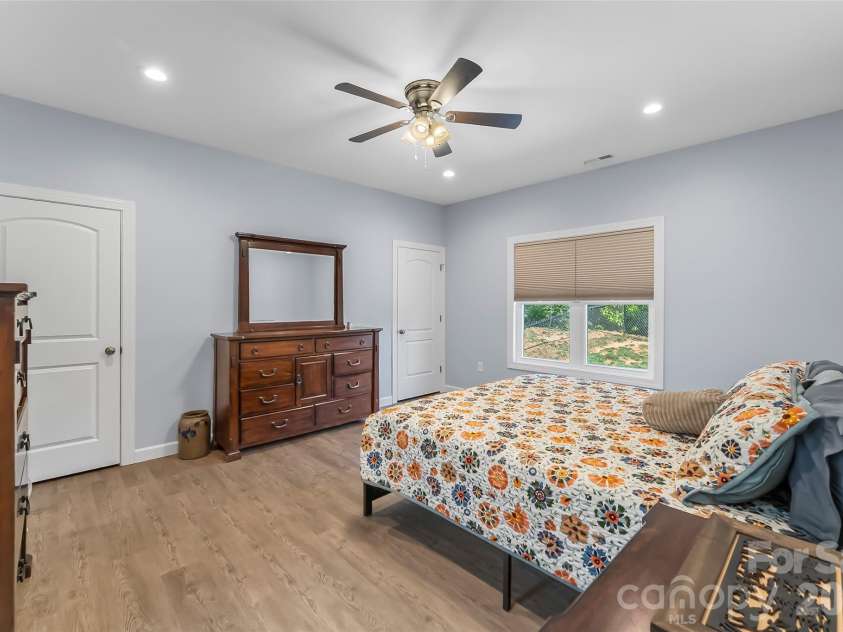 2455 Saratoga Run, Morganton, NC 28655.  MLS# CAR4383335, YatesRealty ID 31089. 