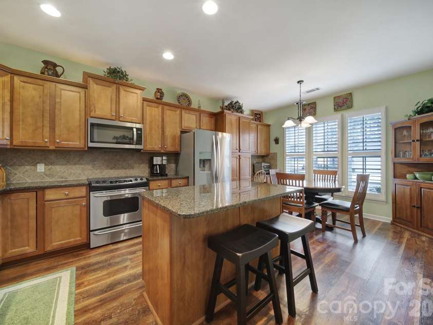 52083 Longspur Lane, Fort Mill, SC 29707.  MLS# CAR4354053, YatesRealty ID 3109. 