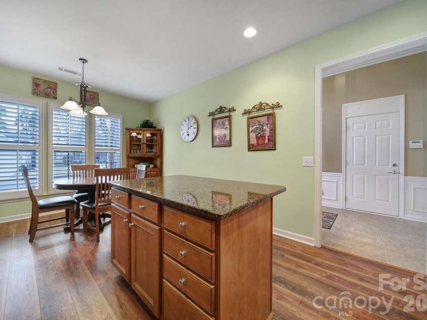 52083 Longspur Lane, Fort Mill, SC 29707.  MLS# CAR4354053, YatesRealty ID 3109. 